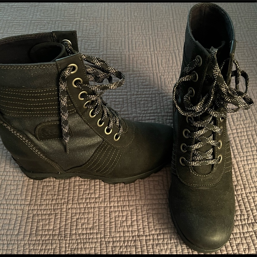 Sorel Lexie Wedge boot size 9.5 black